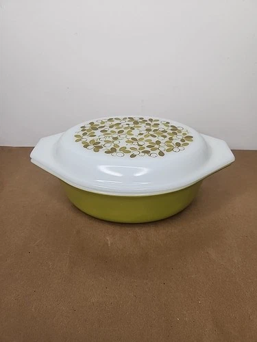 Vintage Pyrex Verde Olive Green Oval Casserole Baking Dish, 1.5 QT w/lid #043