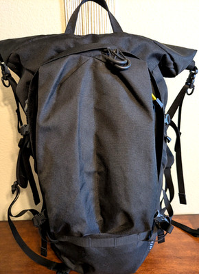 Remote Equipment Alpha 31 V2 Backpack Challenge Sailcloth Black Day Pack