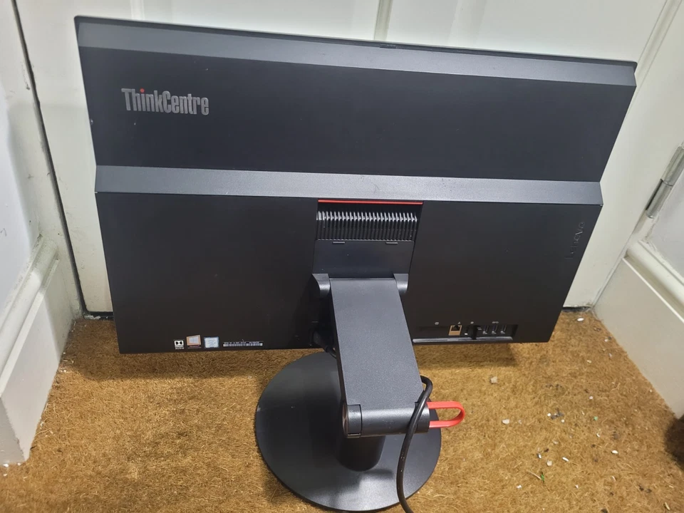 Lenovo ThinkCentre M910z 23.8" i7-7700 3.60GHz 8GB RAM 250GB SSD TOUCH WIN 11 - Image 3 of 4