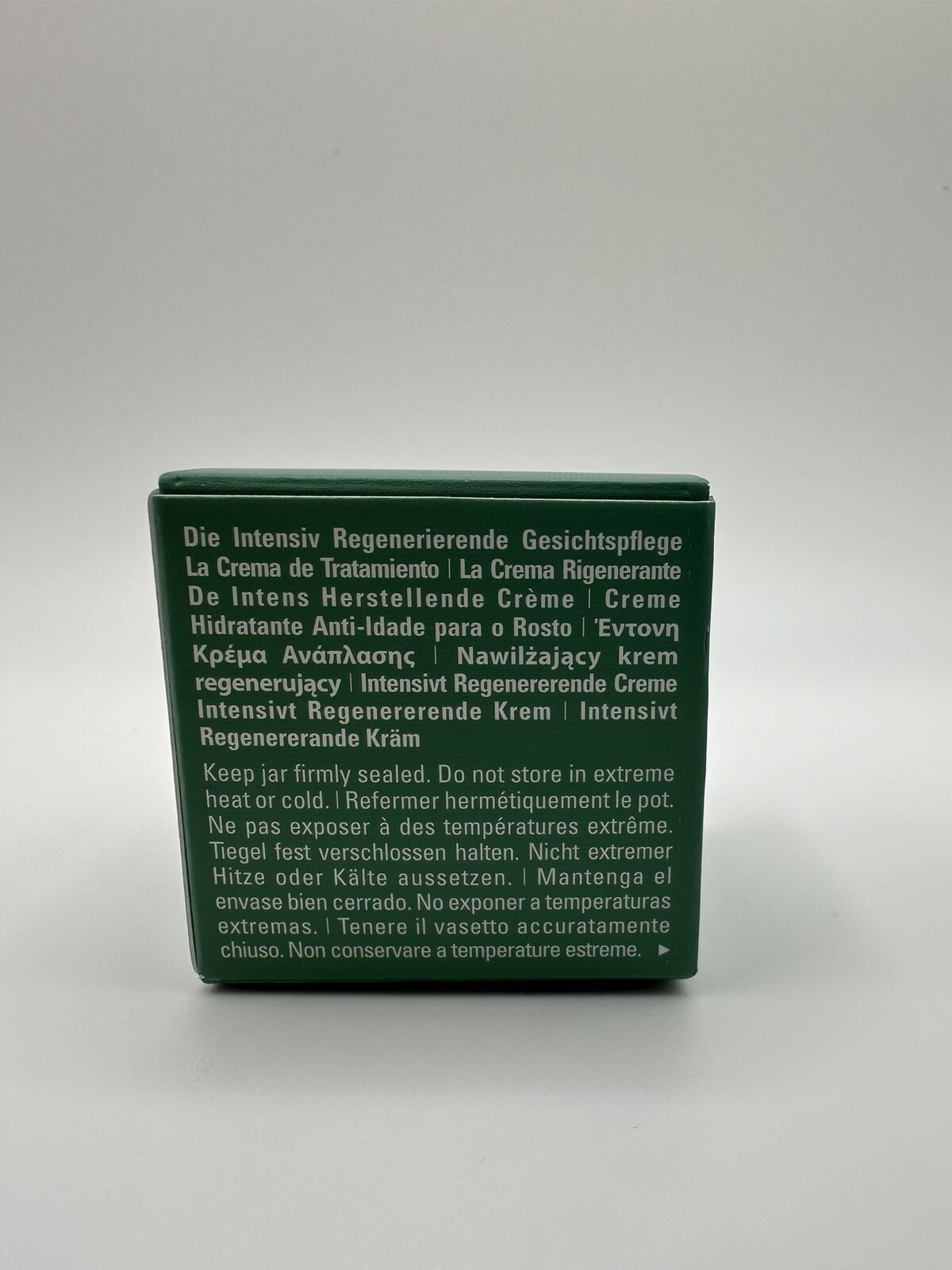 creme-de-la-mer-moisturizing-cream-0-24oz-deluxe-sample-size