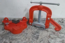 Ridgid 27A 0.13 In to 6 In Pipe Size Bench Yoke Vise