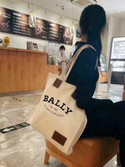 Women Canvas Bag BALLY Canvas Bag Style Shoulder Bag Popular Shopping Bag