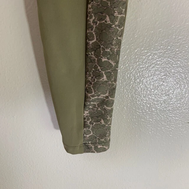 gymshark athletic logo leggings