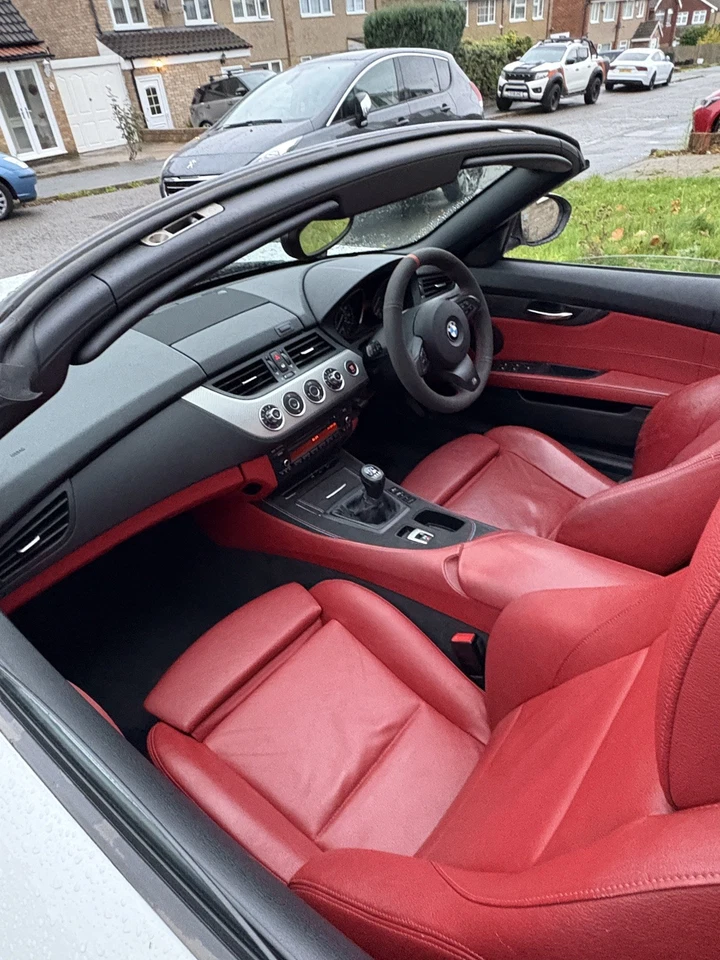 Genuine BMW E89 Z4 M Sport Red Leather Interior Door Cards Glove Box - Image 3 of 4