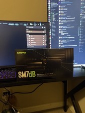 Shure SM7dB Active Dynamic Microphone XLR Cardioid Integrated Preamp Black