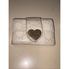 GUCCI Guccissima beige cream leather key holder Authentic