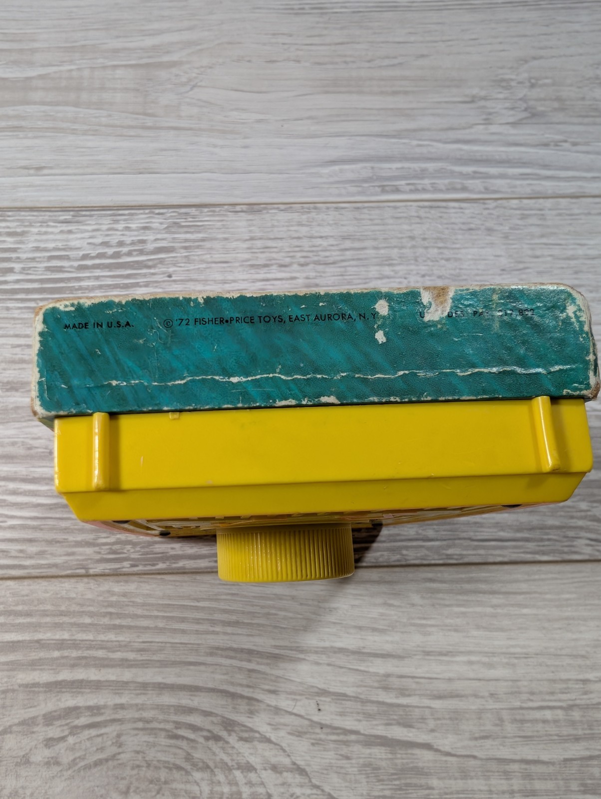 Fisher Price Vintage 1972 Pocket Radio MusicBox Raindrops Keep Fallin On My Head