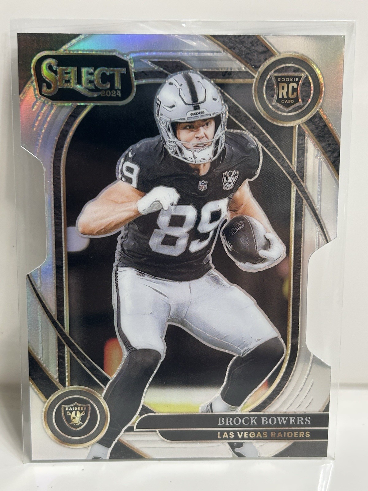 2024 Panini Select - Club Level Brock Bowers #222 Silver Prizm Die-Cut (RC)