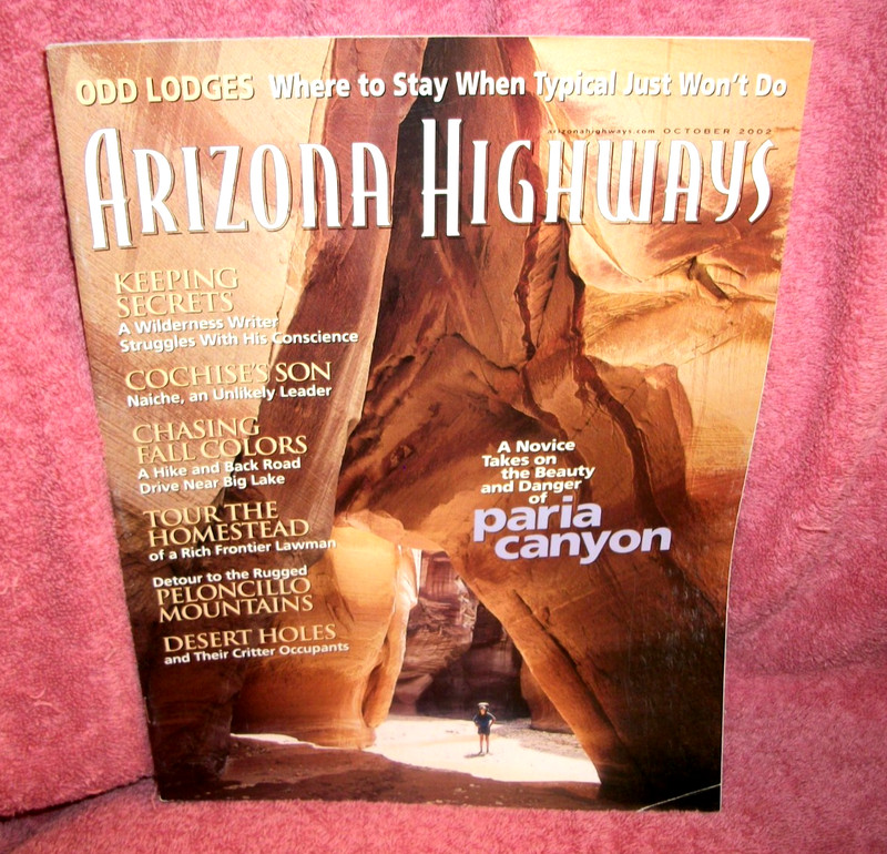 ARIZONA HIGHWAYS - PARIA CANYON  - OCTOBER 2002 - MAGAZINE