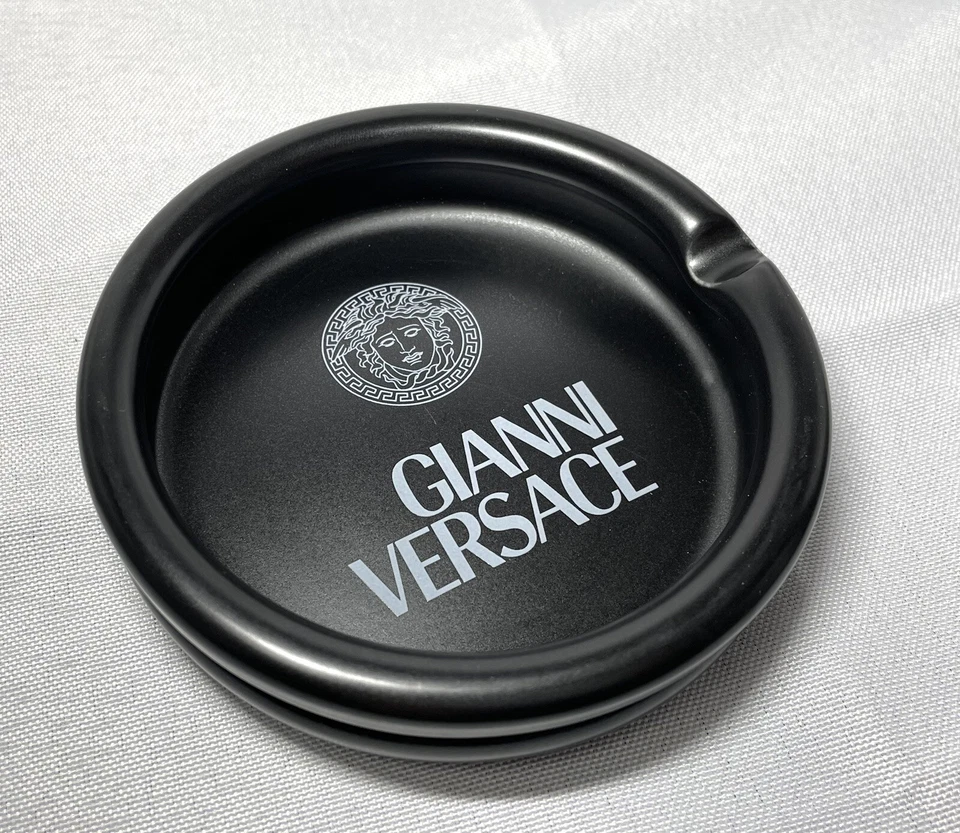 Auth Beautiful Versace Ashtray Medusa & Logo Black & White Pottery Gift - Image 2 of 4