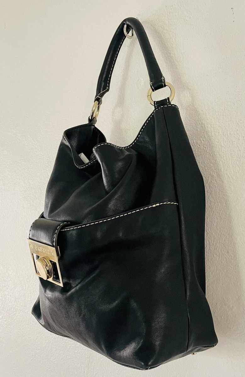 Oroton tote handbag black leather with brass hardware in very good condition