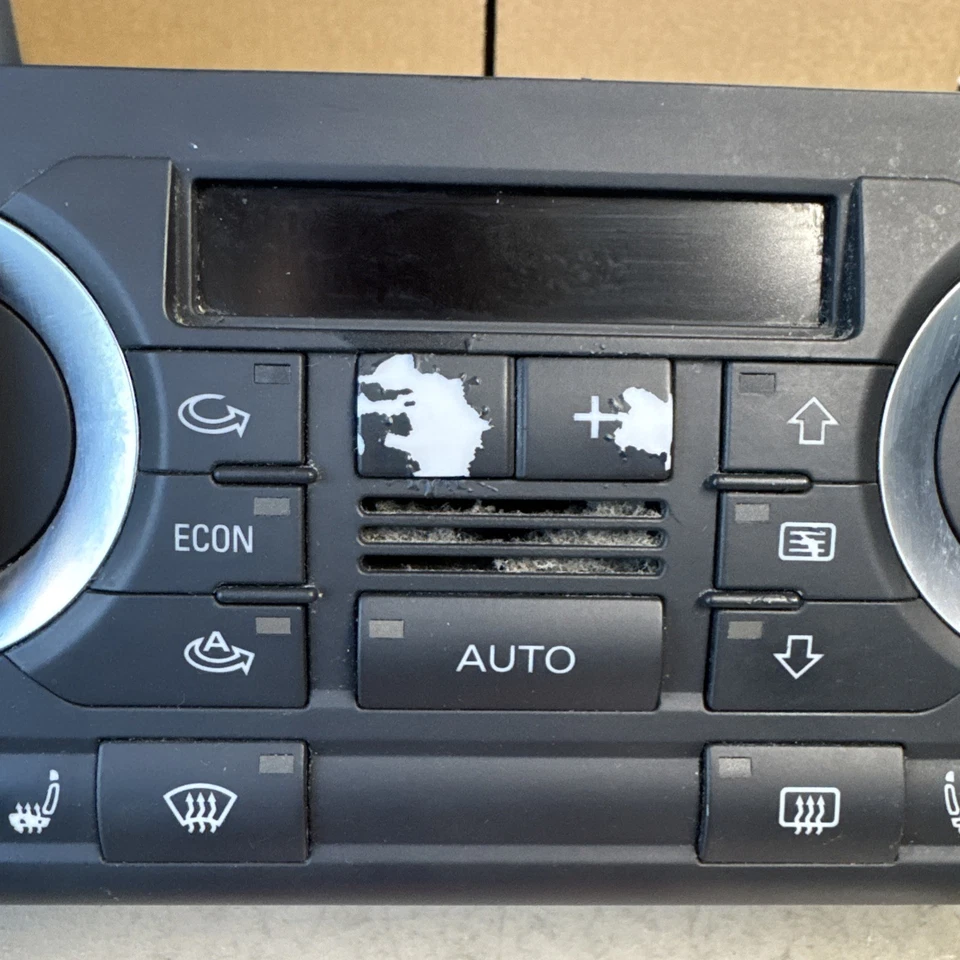 2008 Audi A3 Temperature AC Climate 8P0820043AH Control - Imagem 2 de 4