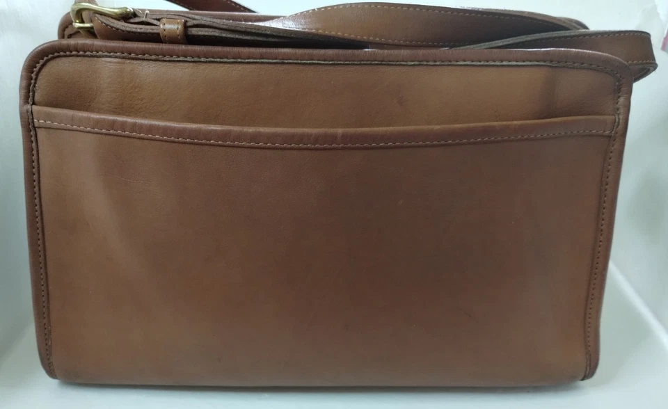 Coach Vtg 1988 Swagger Shoulder Bag British Tan Glove Leather Made In USA Mint - Image 2 of 4