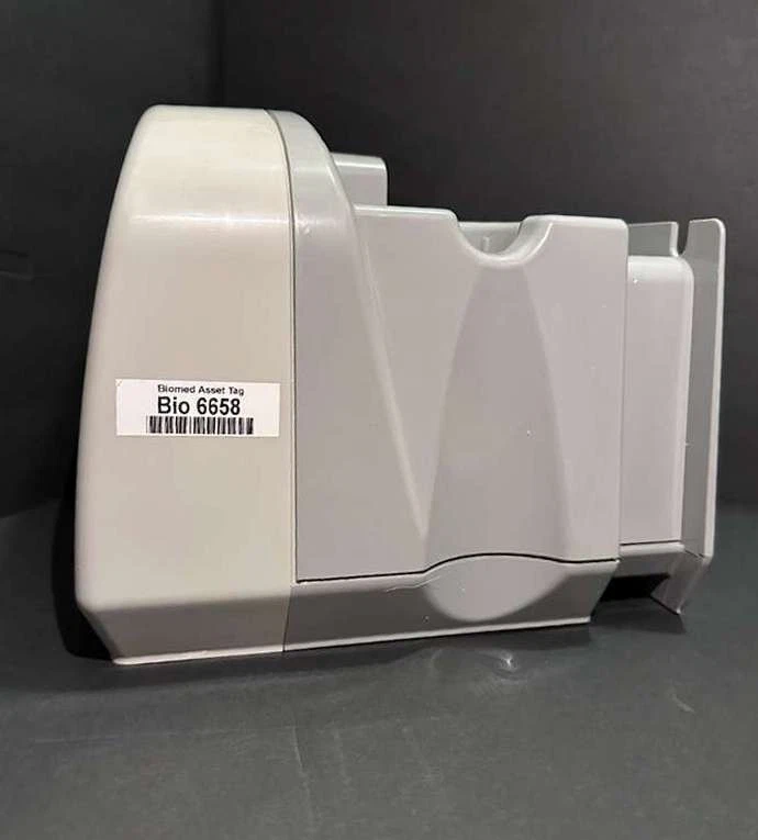 Extractor de leche eléctrico Ameda Platinum grado hospitalario 24508924 con cable de alimentación Foto 3 de 4