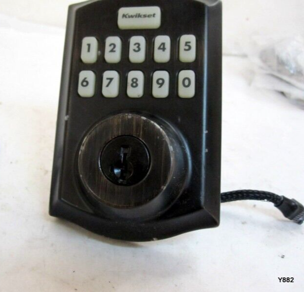 Kwikset 620 Traditional Keypad Smart Lock, Z-Wave, 98930-002 ONLY