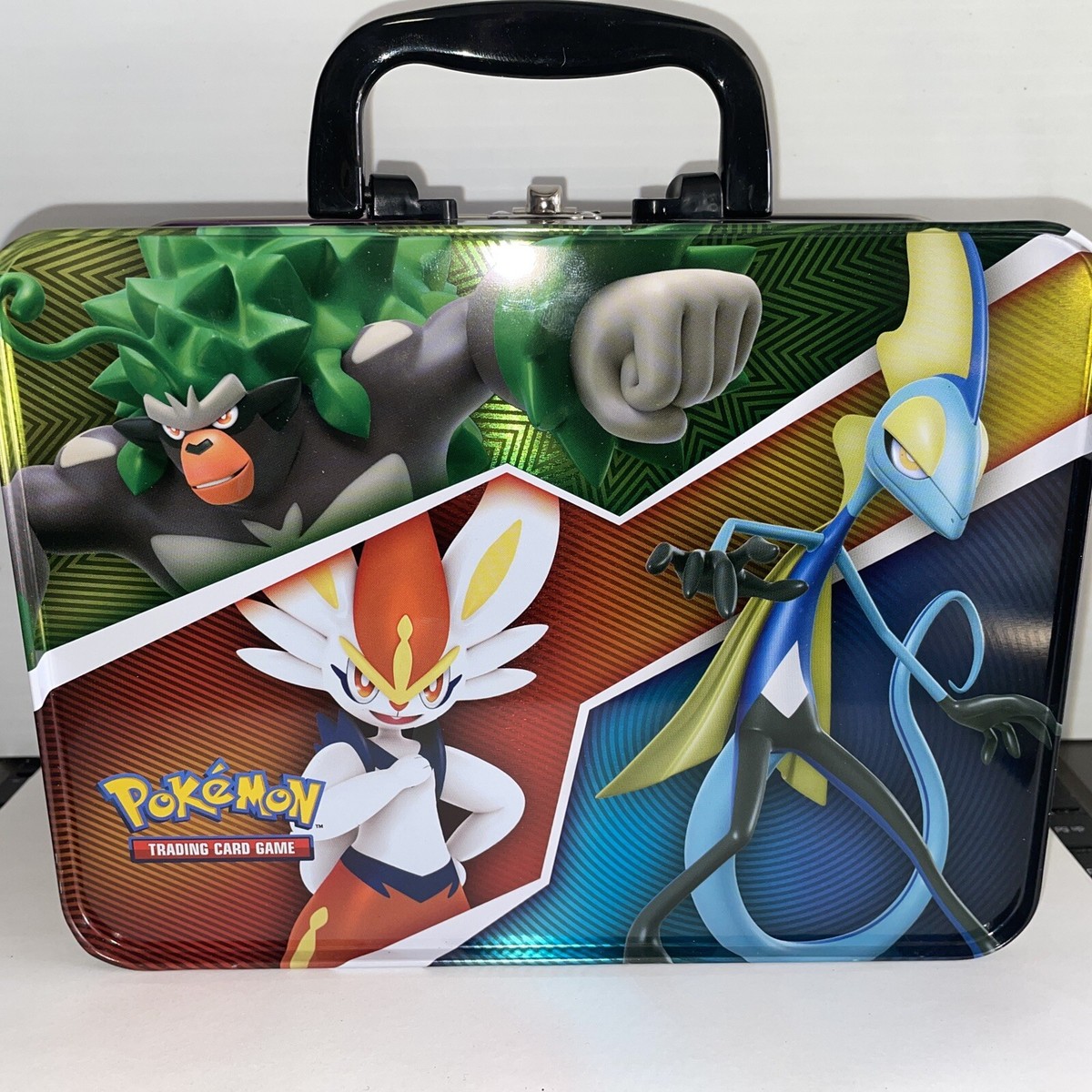 pokemon card lunch box 2020 Trading Game Lunchbox Tin Only Build up your Pokémon collection and get a metal case to bring your favorite cards to your next Pokémon event with the Pokémon TCG Pokemon 2020 Spring Collector Chest