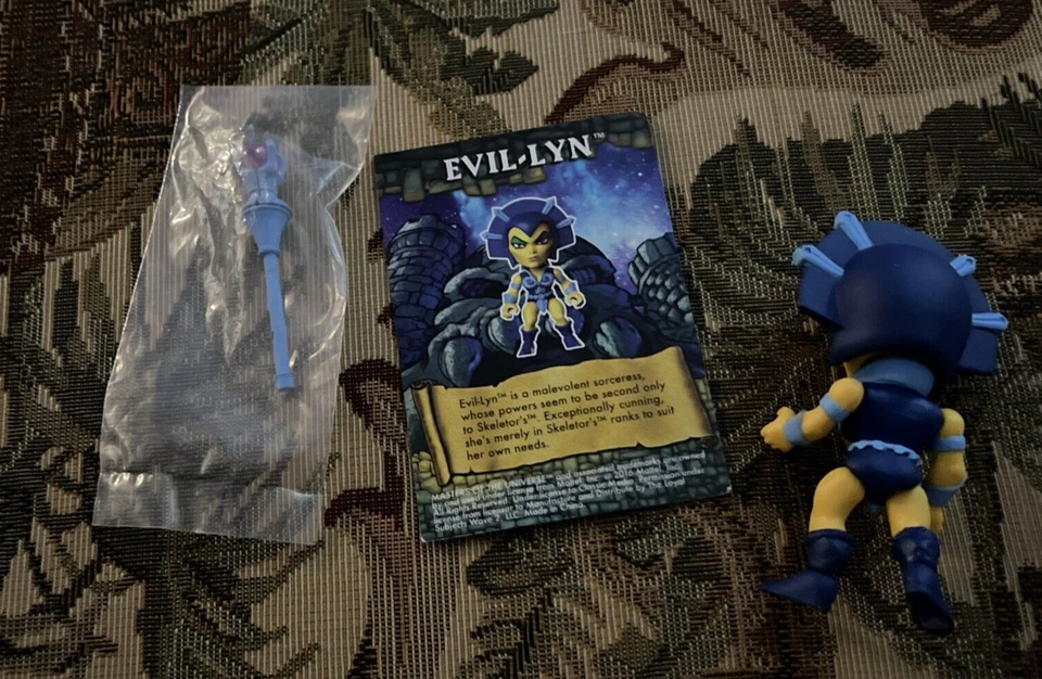 "Figura de 3"" de vinilos de acción de The Loyal Subjects Masters of the Universe EVIL LYN" Foto 4 de 4