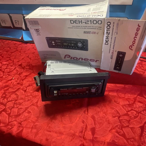 Pioneer DEH-2100 storage find untested face plate box radio