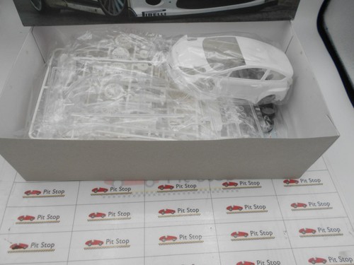 BEL002 By Belkits Ford Fiesta S2000 2010 1/24 - Bild 3 von 3