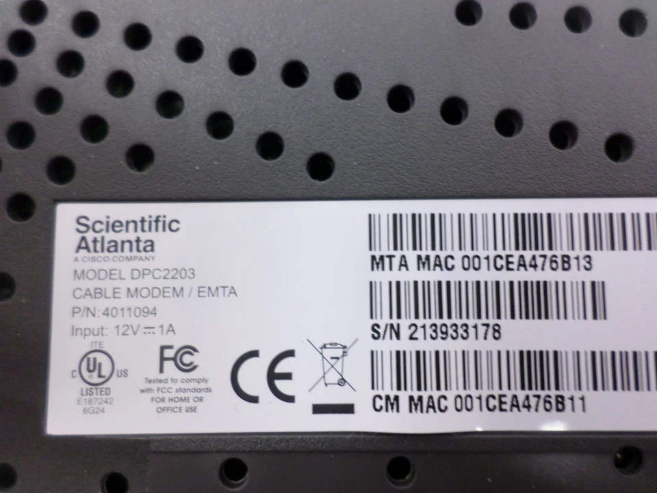 Cisco Scientific Atlanta 2-Line USB Ethernet DOCSIS 2.0 Cable Modems DPC2203 - Image 2 of 4