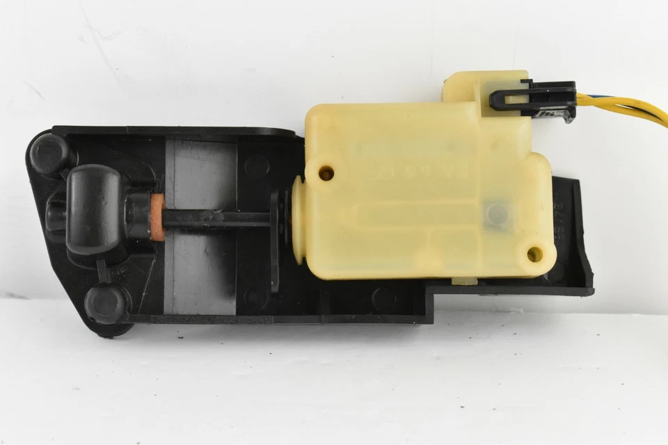 Actuador CERRADURA PUERTA COMBUSTIBLE ORIGINAL VOLVO 01-09 VOLVO S60 S80 XC90 XC70 30716837 ✅ Foto 4 de 4