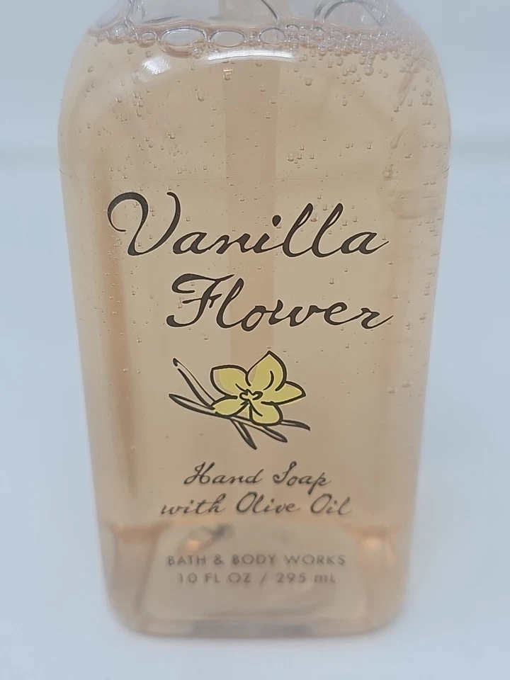 Jabón de manos Bath & Body Works flor de vainilla con aceite de oliva 10 OZ descontinuado Foto 3 de 4