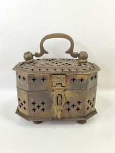 【REGAL】チロリアン☆EAST COAST COLLECTION☆24.5 CHIVAS REGAL-25 YR ULTRA – BeverageWarehouse