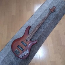 Yamaha TRBX504 TBR E-Bassgitarre Gebrauchtware Versand aus Japan