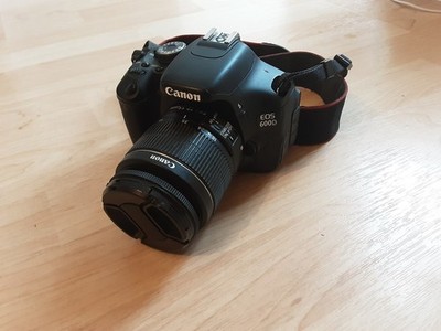 Canon EOS 600D 18,0MP 3 Zoll SLR-Digitalkamera - Schwarz (Kit mit EF-S...