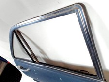 Porte arrière et accessoires Peugeot 504