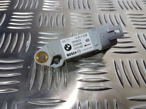 BMW X5 E53 Crashsensor hinten links 6911038 3.00 Petrol 170kw 2003 31336297