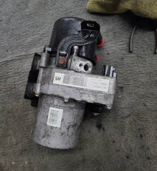 2014-2015 Jeep Grand Cherokee Dodge Durango Power Steering Pump 3.6L OEM