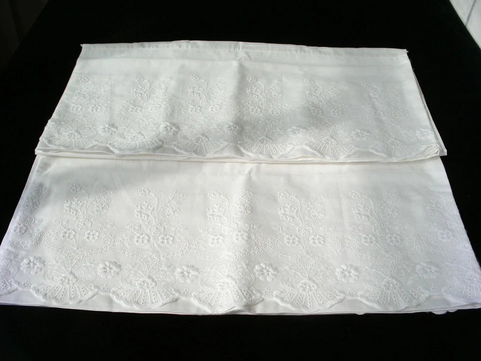 Nuevo par de fundas de almohada de encaje bordadas blancas de algodón falso satén King M44# Foto 2 de 4