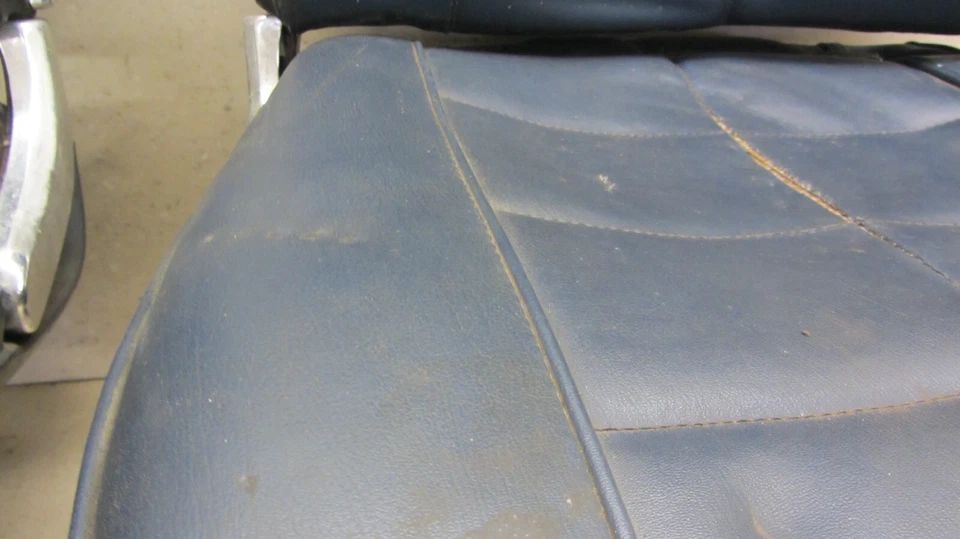 1964 - 1966 年福特雷鸟原始设备制造商前座右(本地提货) — 第 4/4 张图片