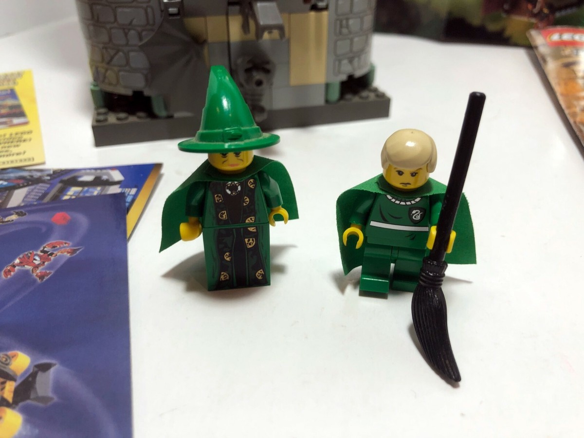 LEGO Harry Potter: Dumbledore's Office 4729 (2002) Instruction