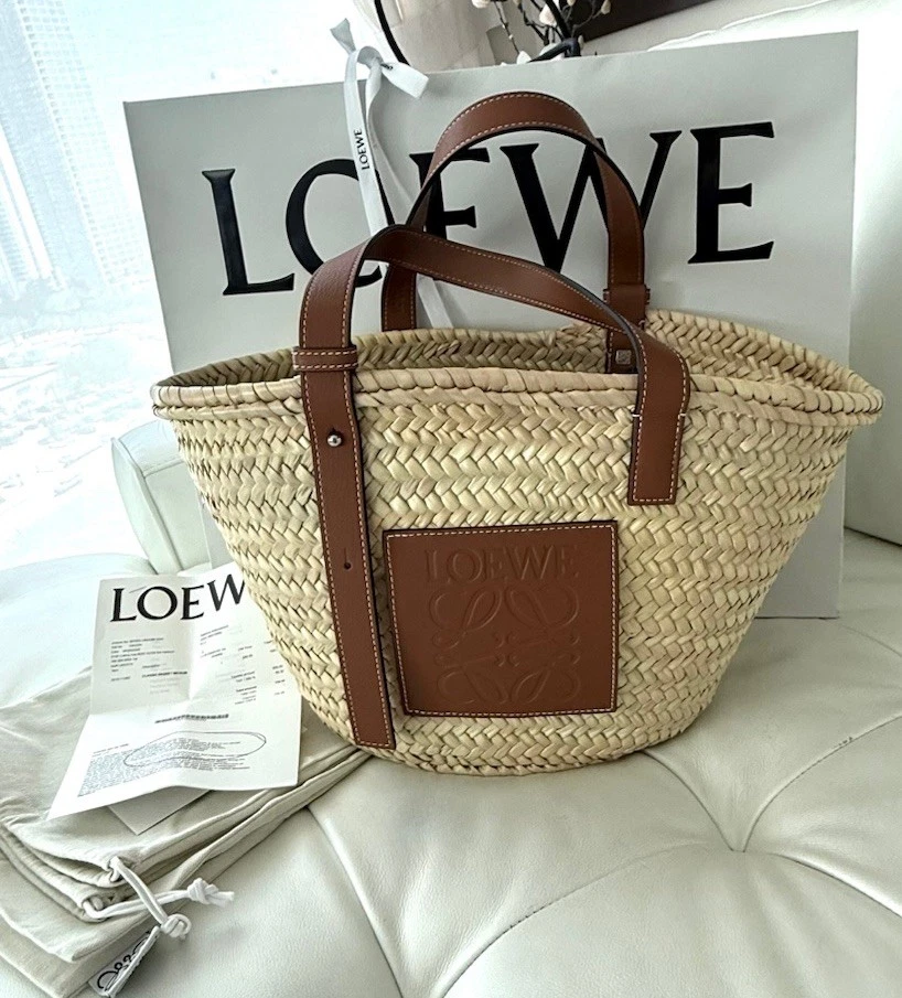 Loewe — LOEWE Basket Medium Bag Tote Women Palm Leaf Natural