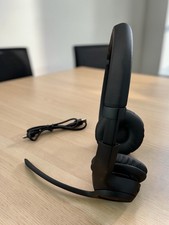 Logitech Zone 300 Wireless Bluetooth On-ear Headset Noise-Canceling Microphone