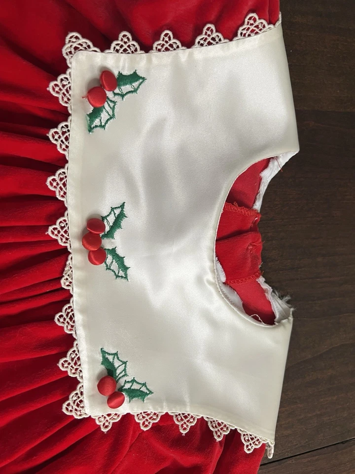 Vintage Girls Red Dress With Red Accent Flowers And Lace No Tags - Image 2 of 4
