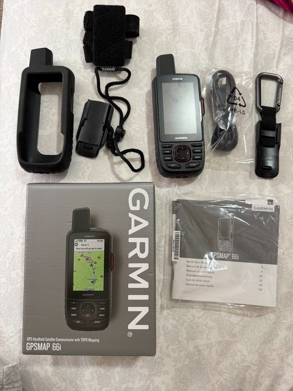 Garmin GPSMAP 66i Handheld GPS and Satellite Communicator  + EXTRA