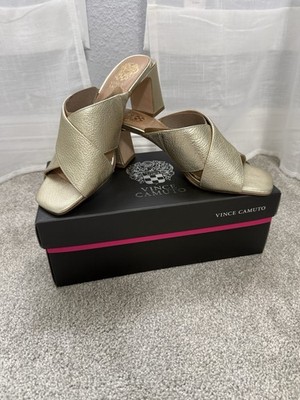 Vince Camuto Light Gold Hemila Shoes 8.5M