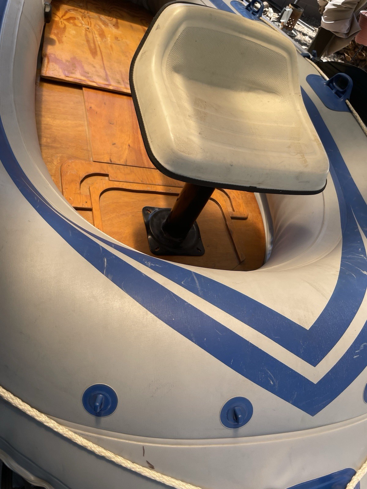 Sea Eagle 8 Heavy Duty Inflatable Raft/Boat With Trolling Motor And ...