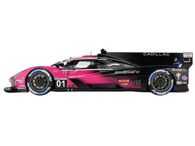 CADILLAC V-SERIES.R #01 WINNER 