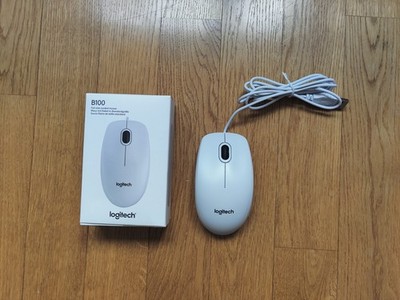 Logitech B100 (910-003360) Maus weiß white unbenutzt in OVP Arztpraxis
