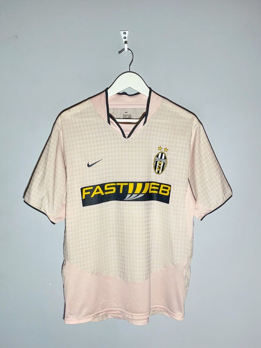 Juventus Nike 2003/04 Away Y2k Vintage Football Shirt Soccer Juventus Nike 2003/04 Away Y2k Vintage Football Shirt Soccer
