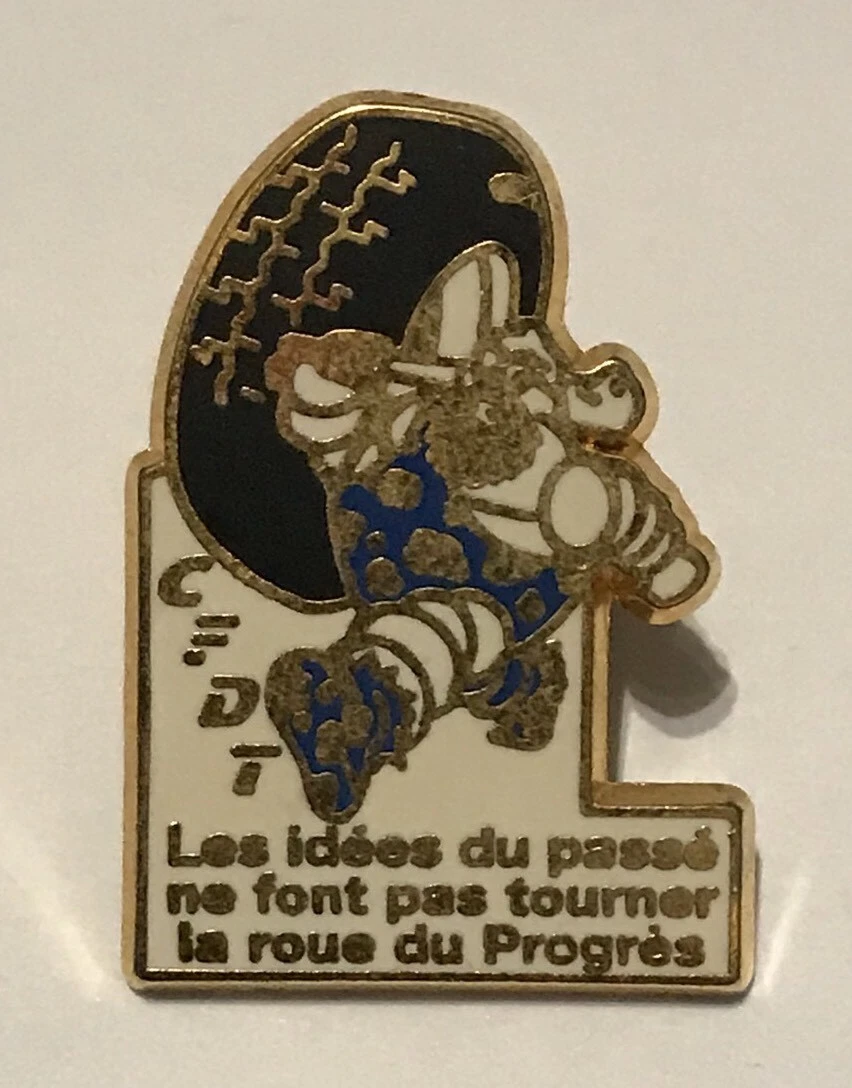Pin's Vintage Bibendum Michelin - Compétition Course Drapeau à Damier