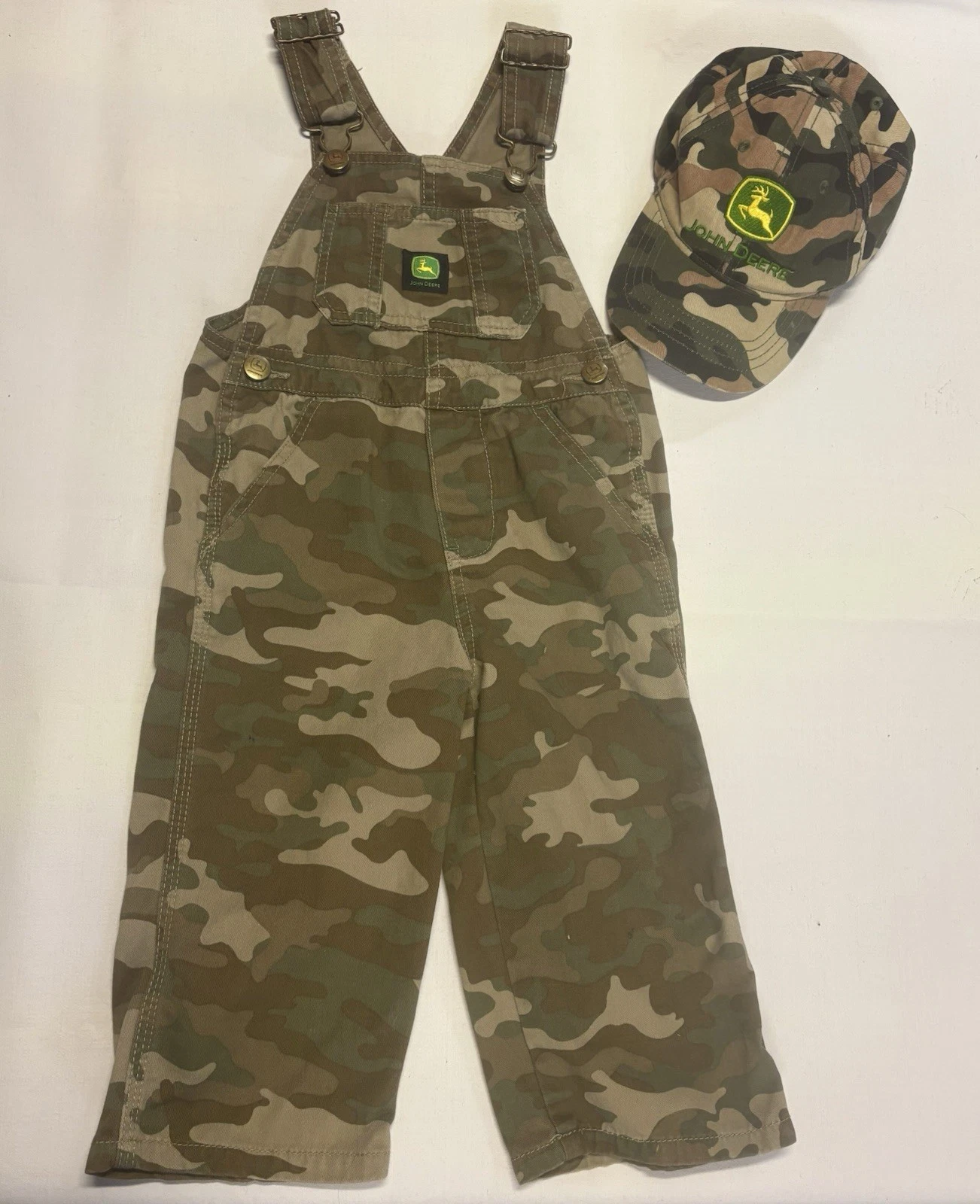John Deere Green Camo 2T Overalls & John Deere Green Camo Toddler One Size Hat ￼
