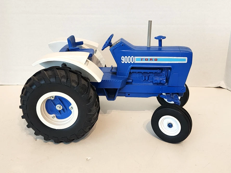 Ertl Ford 9000 Wide Front Diecast Metal Toy Tractor 1/12 Scale Fully Restored - Bild 2 von 4