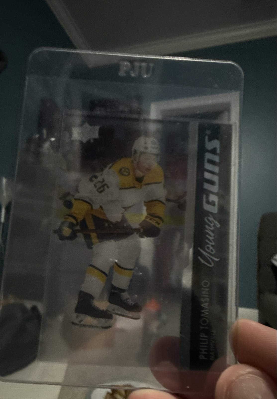 2021-22 Upper Deck Series 2 - Young Guns Philip Tomasino #454 Clear Cut (RC)