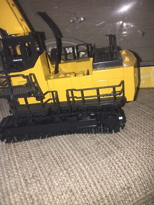 Joal 292 Komatsu PC1100LC-6 Material Handler w/Grapple 1/50 Die