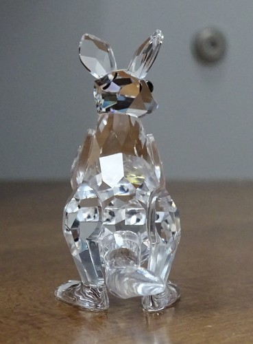 SWAROVSKI MOTHER KANGAROO WITH BABY JOEY - Ref. 7609000001 - 181756 - Imagen 4 de 5